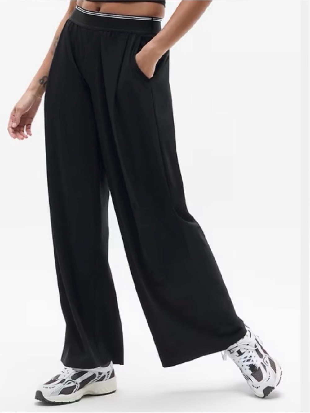Athleta Women’s Stratosphere High Rise Wide Leg Pants